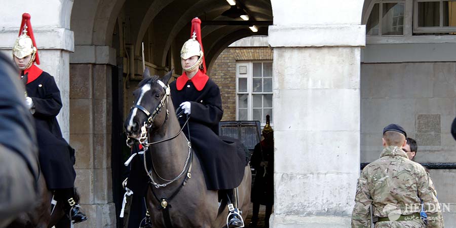 changing_of_the_guards_horse_guards_1