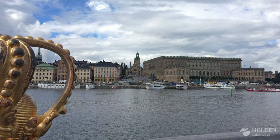 Skeppsholmsbron med blikk på Gamla Stan 
